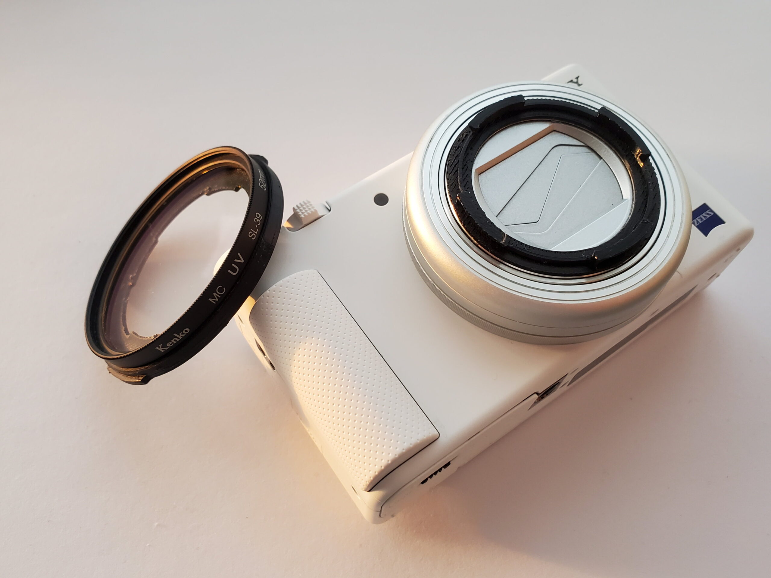 ZV-1にNDフィルター等を取り付け可能にするキット「クイックリリース